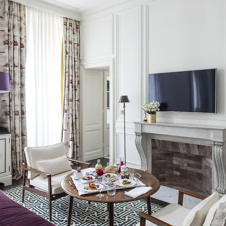 J.k. Place 5* Parigi