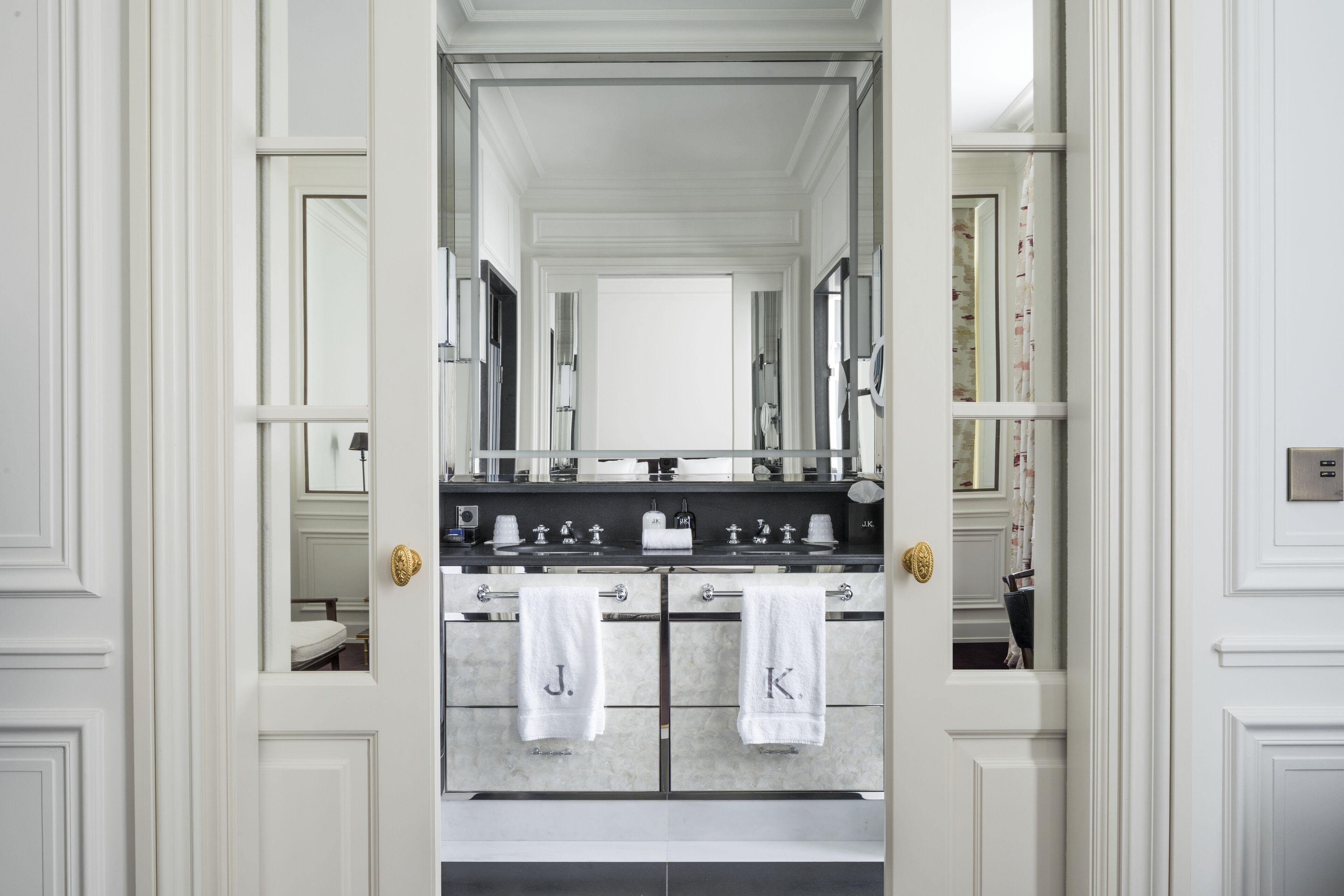 J.k. Place Hotel Paris